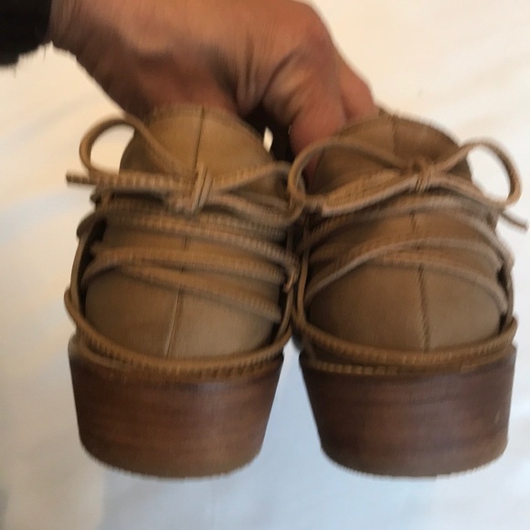 MUSSE & CLOUD CUT OUT PATTERN SHOOTIES.  N… - Picture 4 of 8